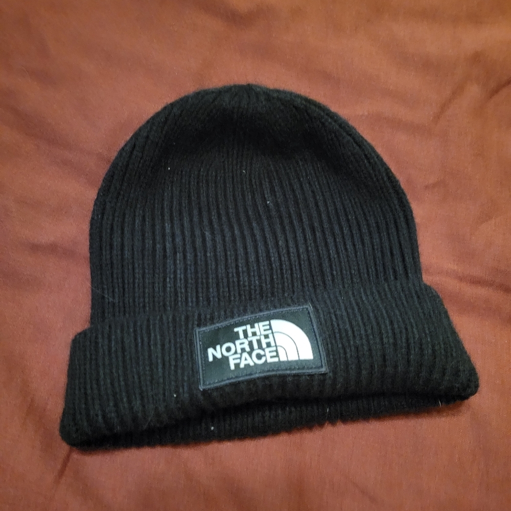 Black North Face Hat